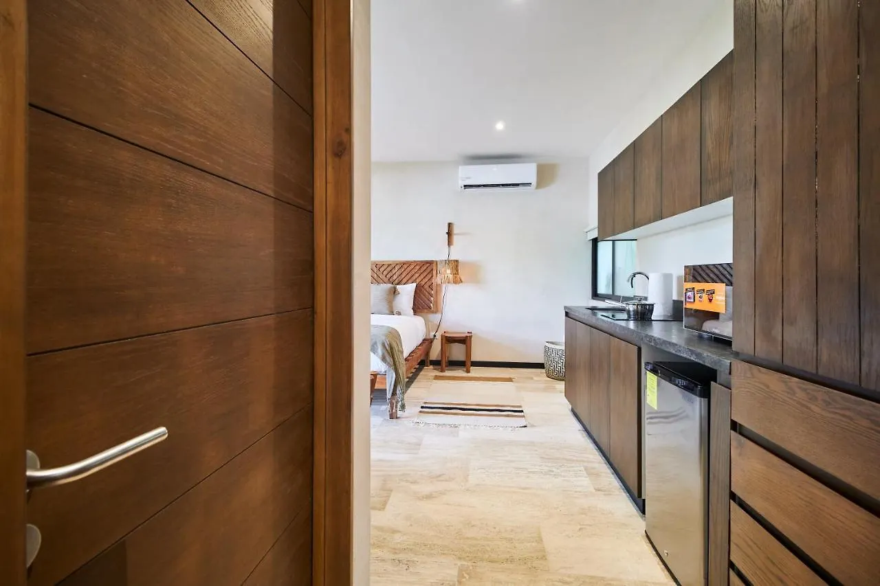 Ariel - Beach Club Access & Gym & Pool & Coworking Tulum Lejlighed